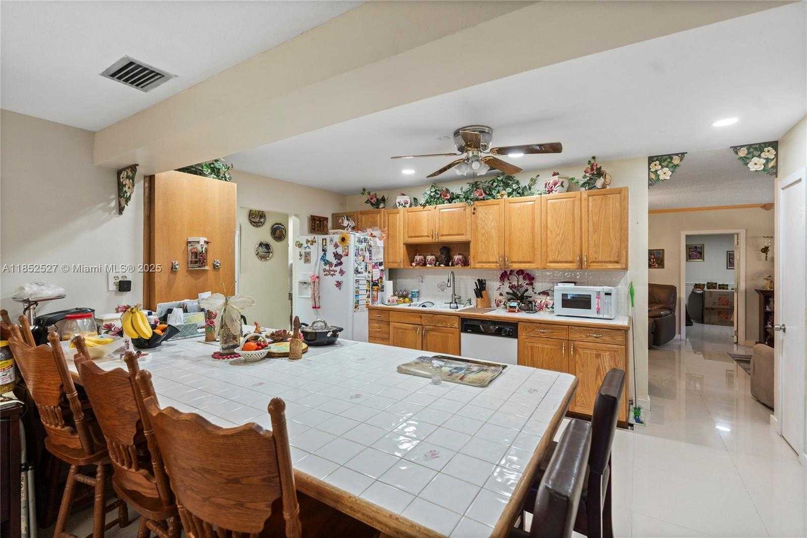 Small Image of 15440 SOUTH WEST 294TH TER, Homestead Number 9