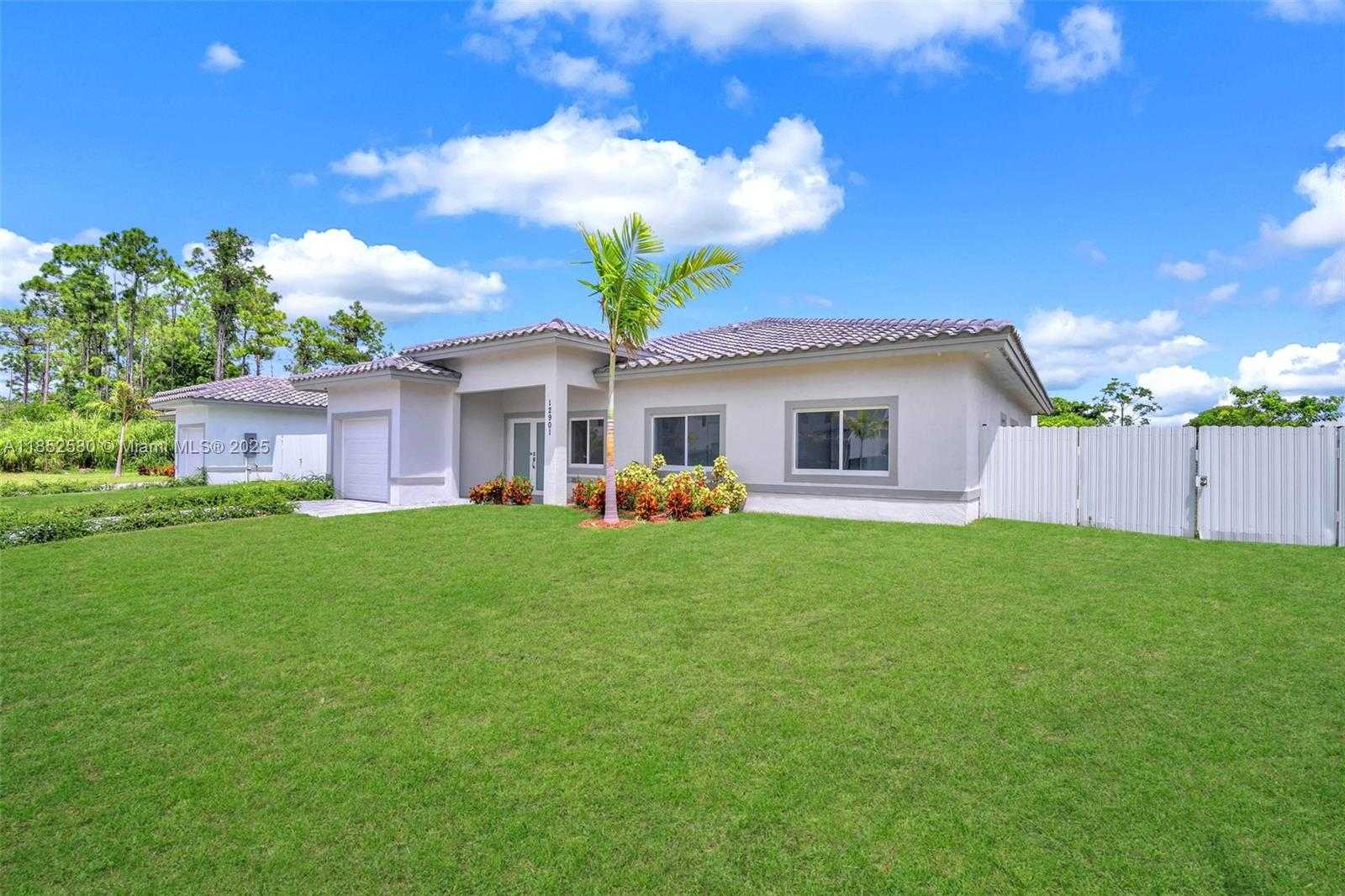 Small Image of 12901 SOUTH WEST 266TH TER, Homestead Number 2