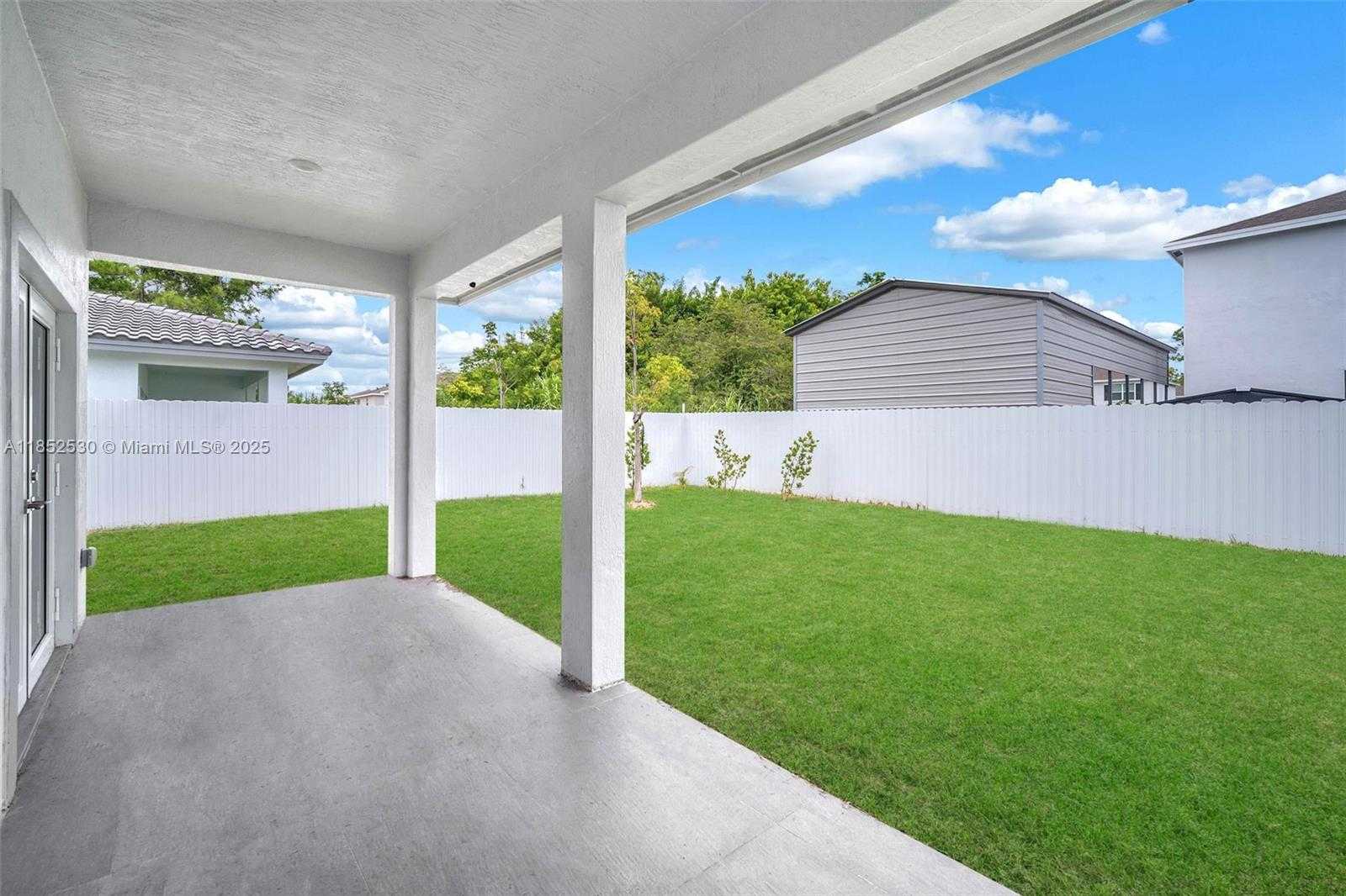 Small Image of 12901 SOUTH WEST 266TH TER, Homestead Number 32