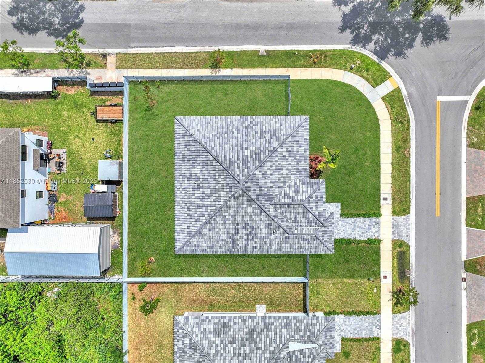 Small Image of 12901 SOUTH WEST 266TH TER, Homestead Number 42