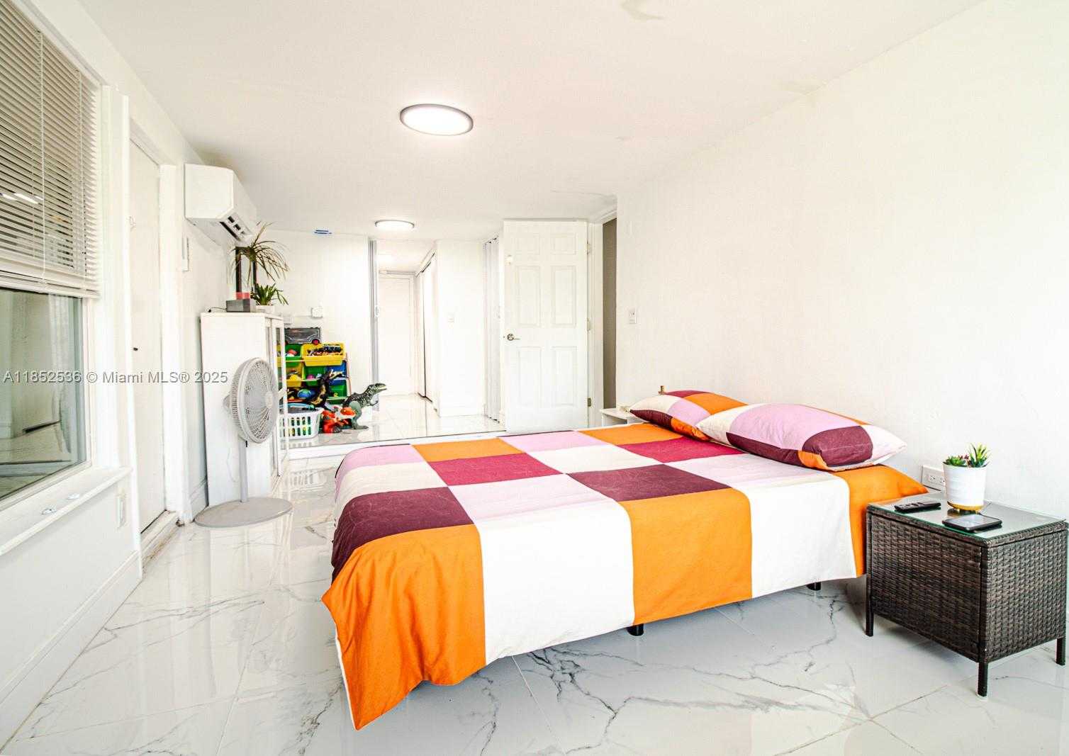 Small Image of 5601 SOUTH WEST 38TH ST, Davie Number 18