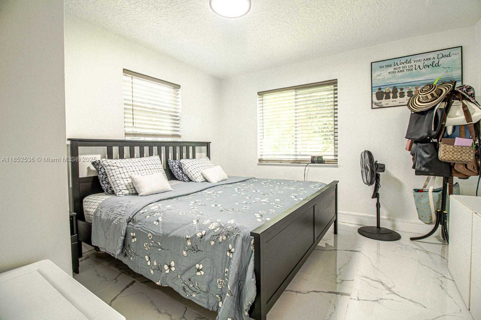 Small Image of 5601 SOUTH WEST 38TH ST, Davie Number 8