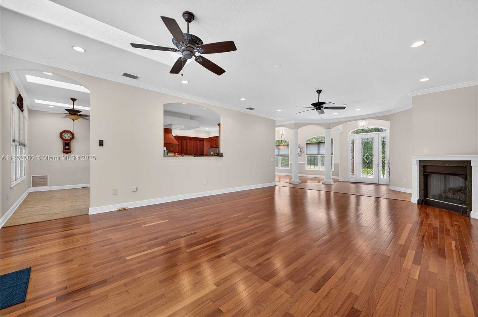 Small Image of 147 ASHBY COVE LN, New Smyrna Beach Number 16