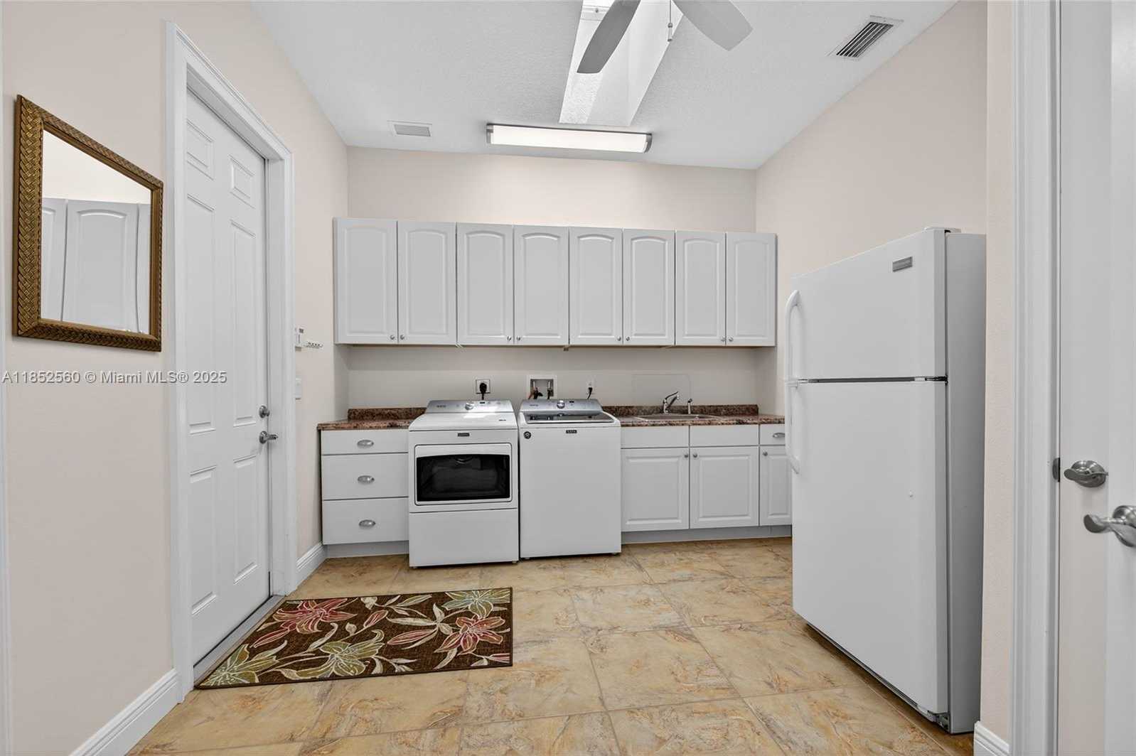 Small Image of 147 ASHBY COVE LN, New Smyrna Beach Number 25