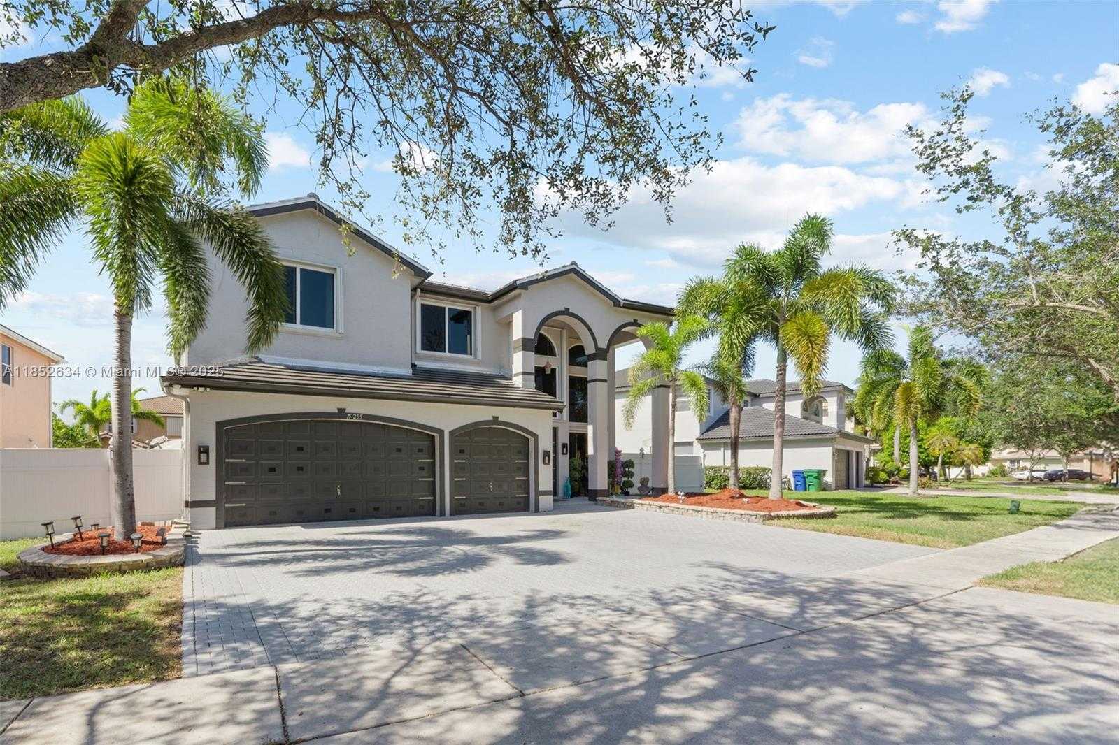 Small Image of 15255 SOUTH WEST 21ST PL, Miramar Number 2
