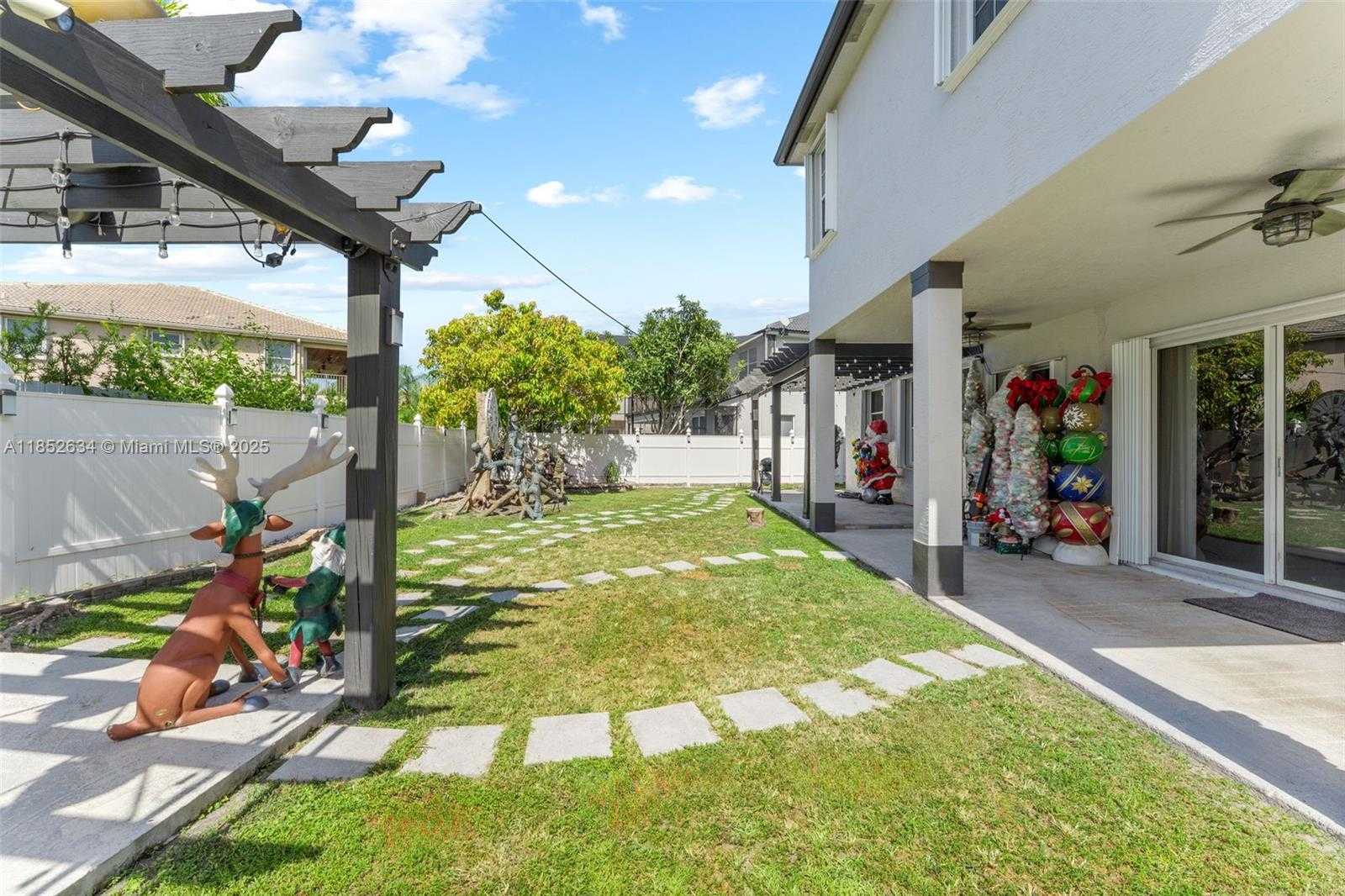 Small Image of 15255 SOUTH WEST 21ST PL, Miramar Number 34