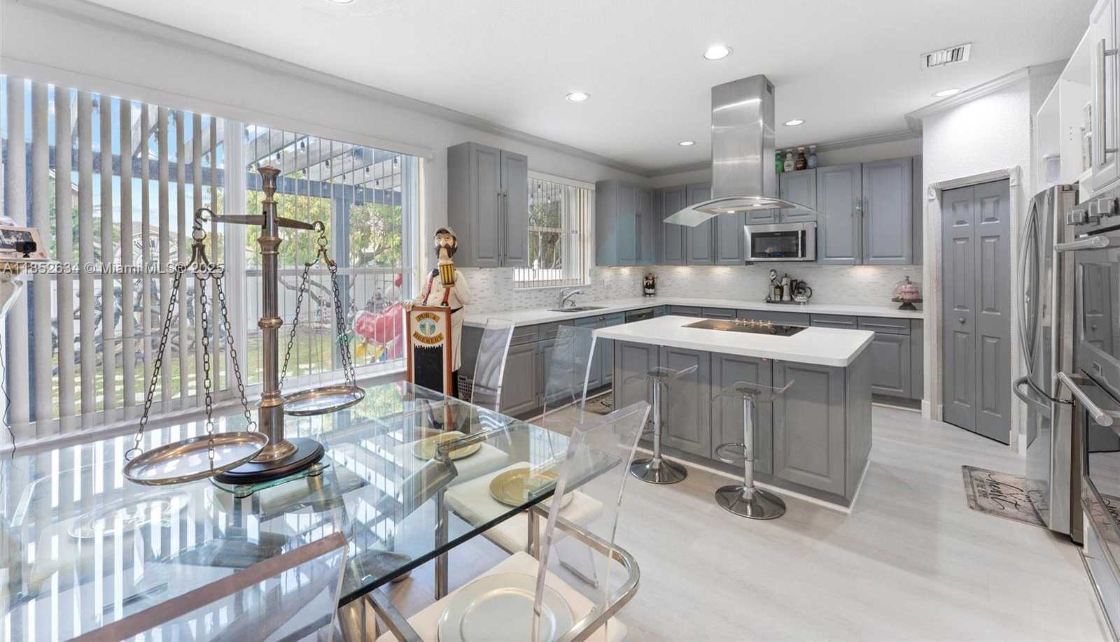 Small Image of 15255 SOUTH WEST 21ST PL, Miramar Number 9