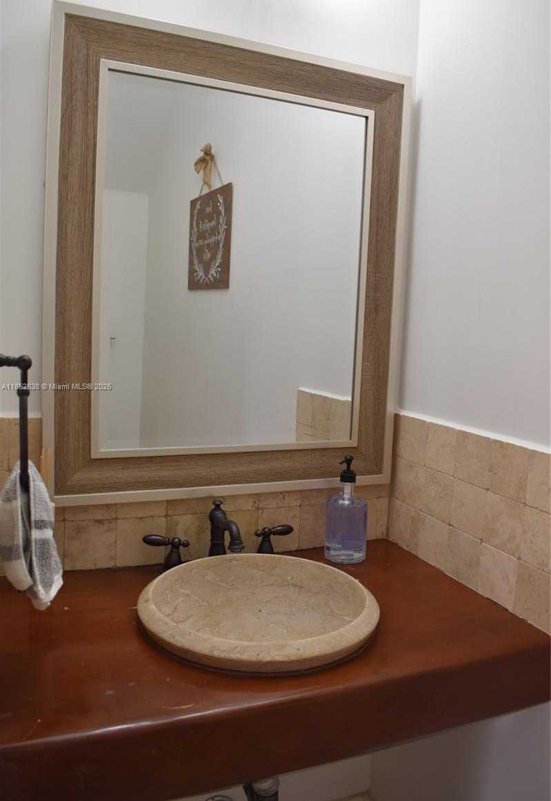 Small Image of 5189 NORTH WEST 108TH PATH, Doral Number 10