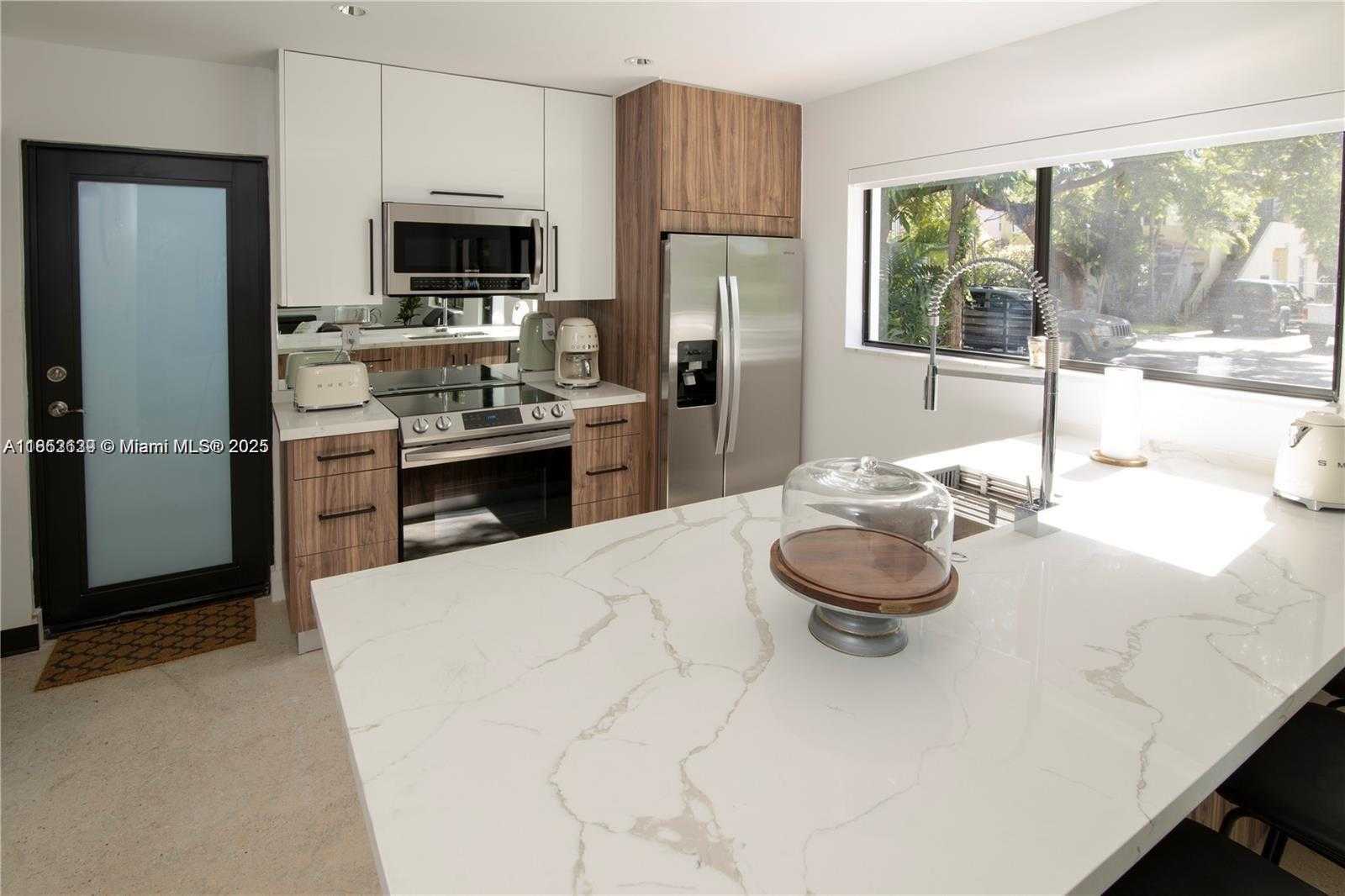 Small Image of 77 NORTH EAST 43RD ST, Miami Number 12
