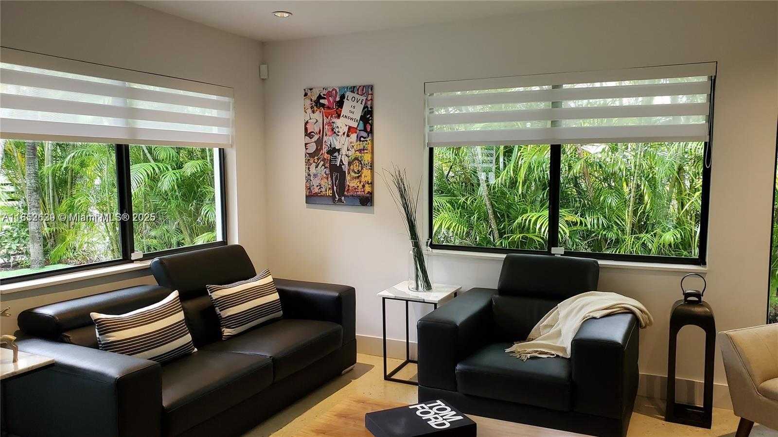 Small Image of 77 NORTH EAST 43RD ST, Miami Number 7