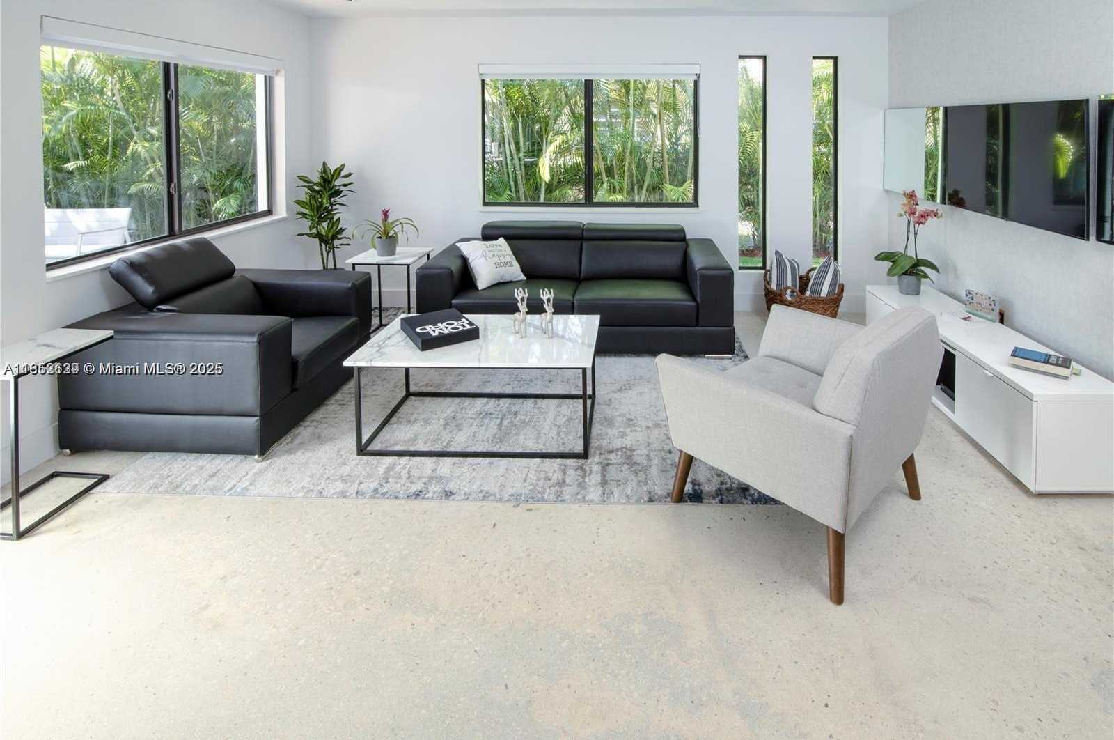 Small Image of 77 NORTH EAST 43RD ST, Miami Number 8