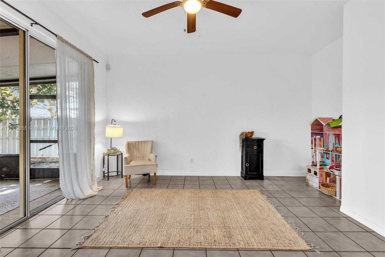 Small Image of 2927 BOGOTA AVE, Cooper City Number 21