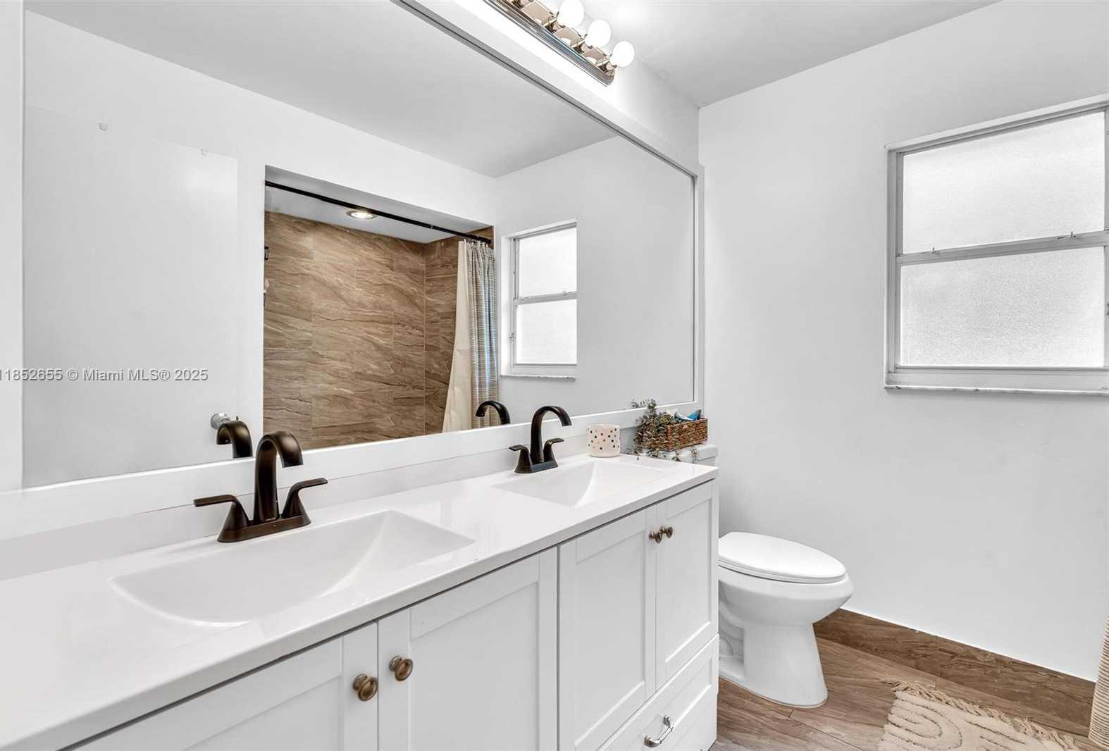 Small Image of 2927 BOGOTA AVE, Cooper City Number 37