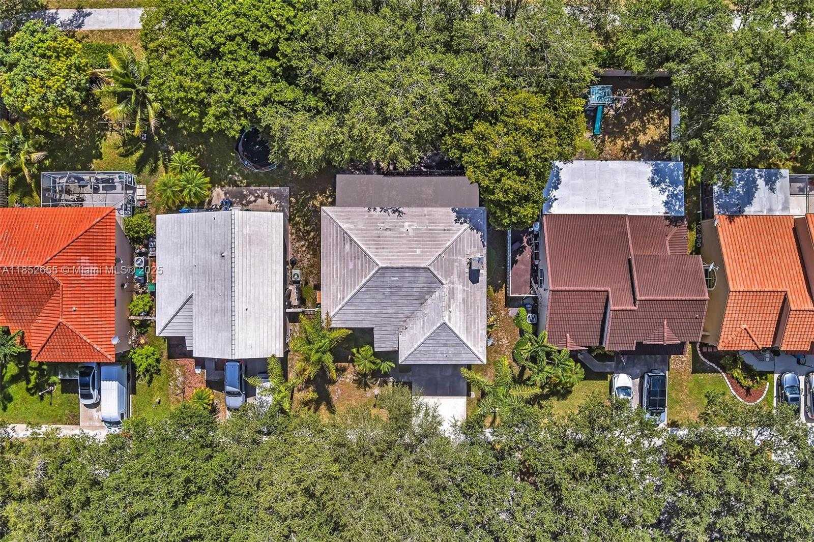 Small Image of 2927 BOGOTA AVE, Cooper City Number 46