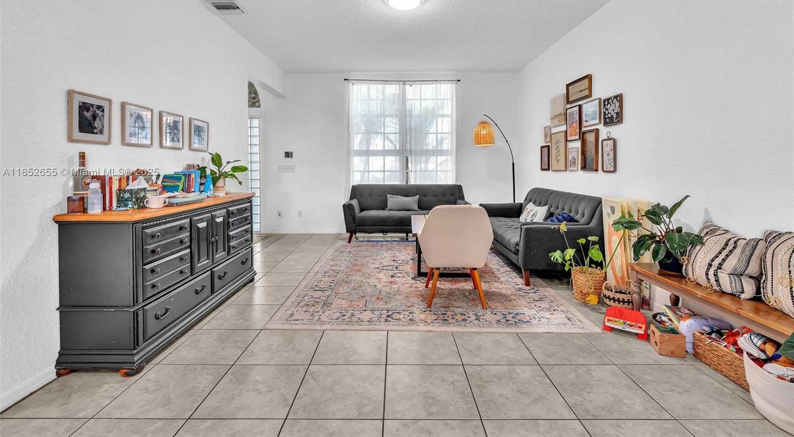 Small Image of 2927 BOGOTA AVE, Cooper City Number 8