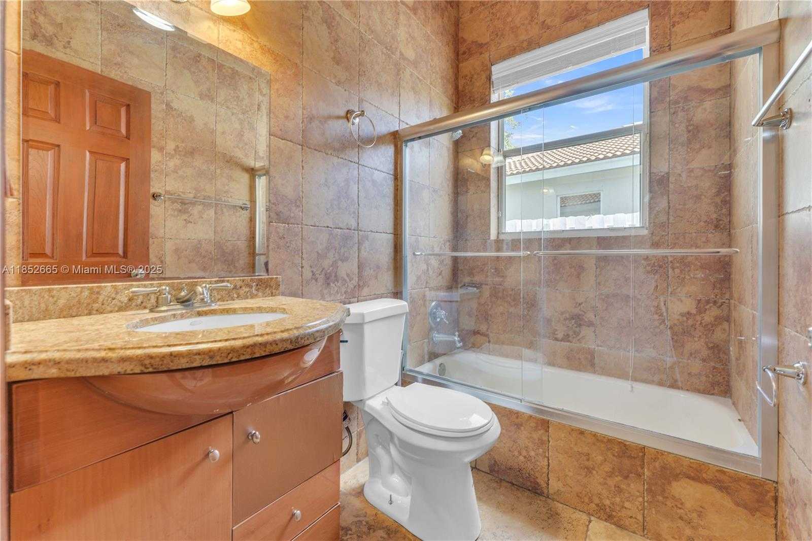 Small Image of 5355 SOUTH WEST 34TH WAY, Hollywood Number 14