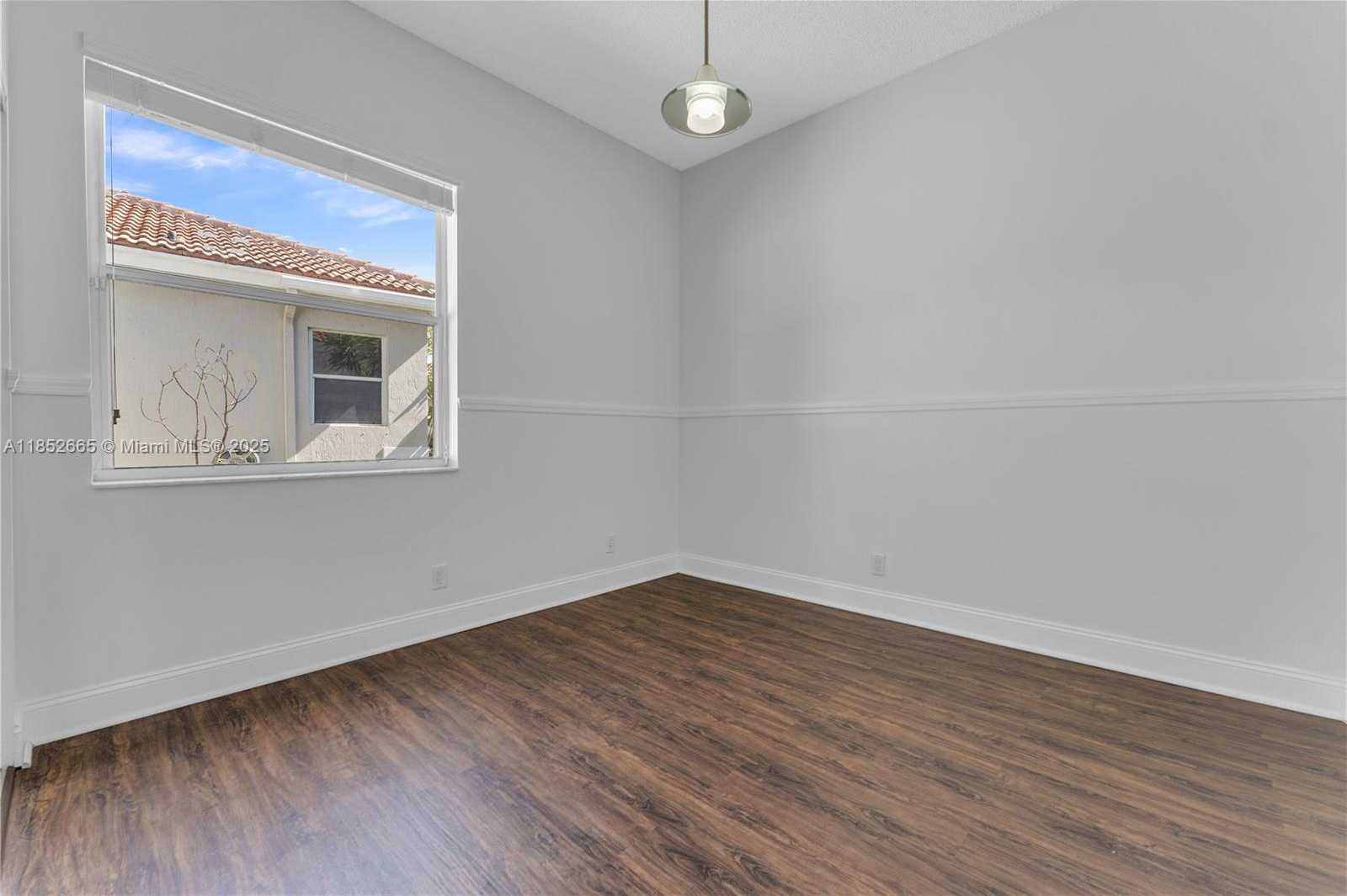 Small Image of 5355 SOUTH WEST 34TH WAY, Hollywood Number 15