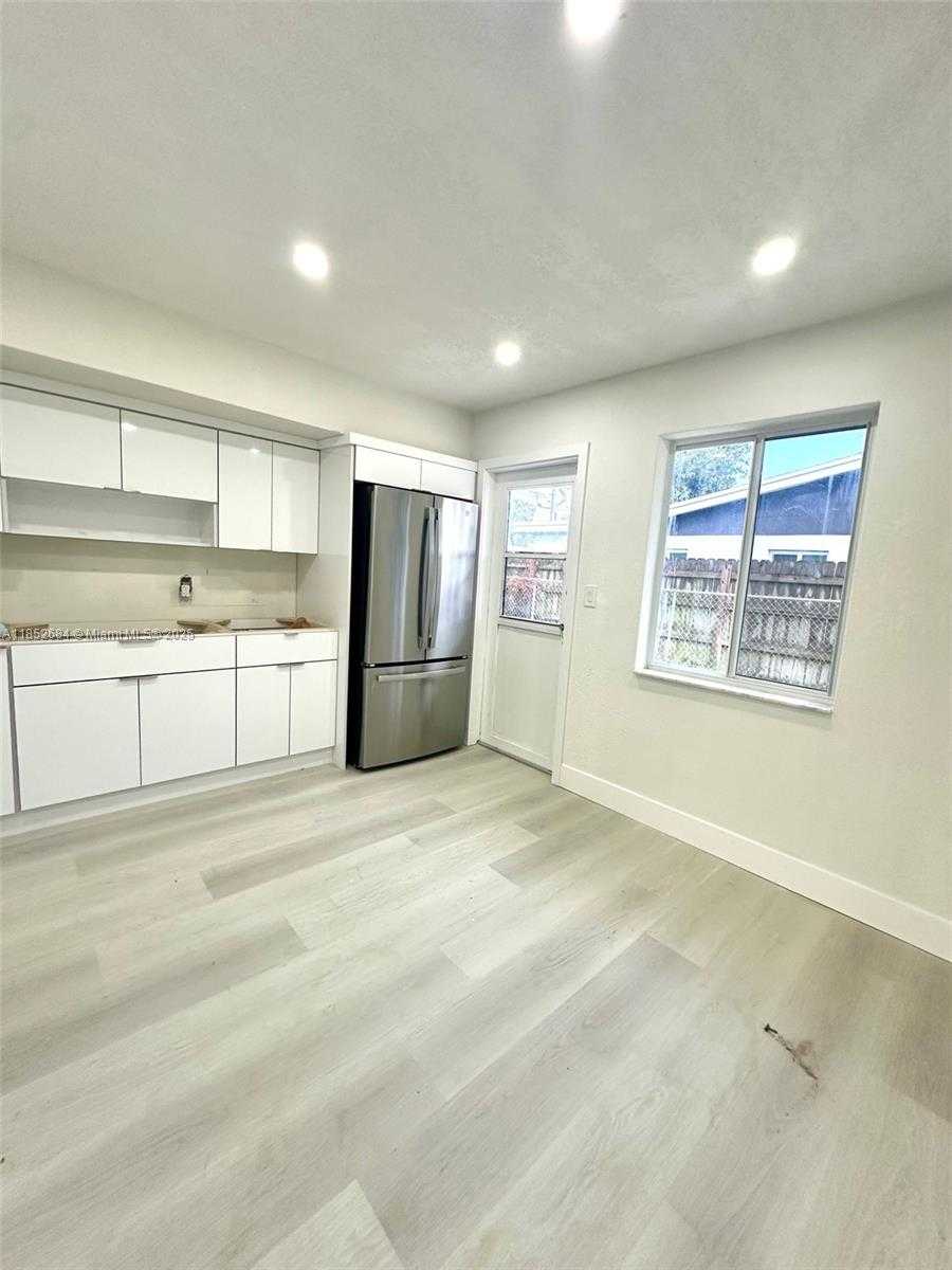 Small Image of 2241 NORTH 57TH WAY, Hollywood Number 10