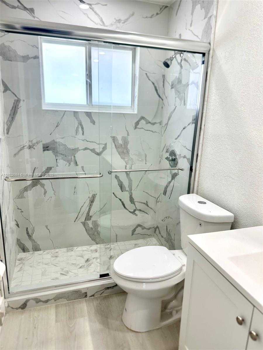 Small Image of 2241 NORTH 57TH WAY, Hollywood Number 11