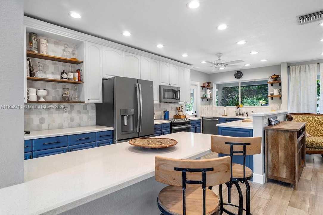 Small Image of 2365 SOUTH WEST 34TH WAY, Fort Lauderdale Number 10