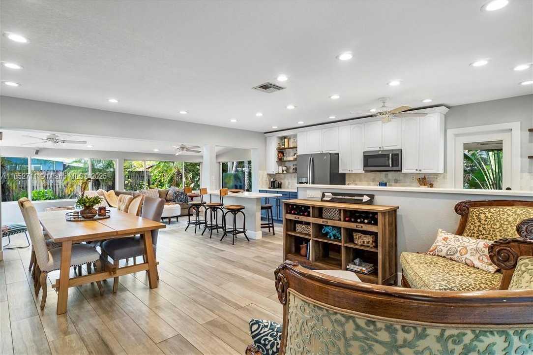 Small Image of 2365 SOUTH WEST 34TH WAY, Fort Lauderdale Number 13