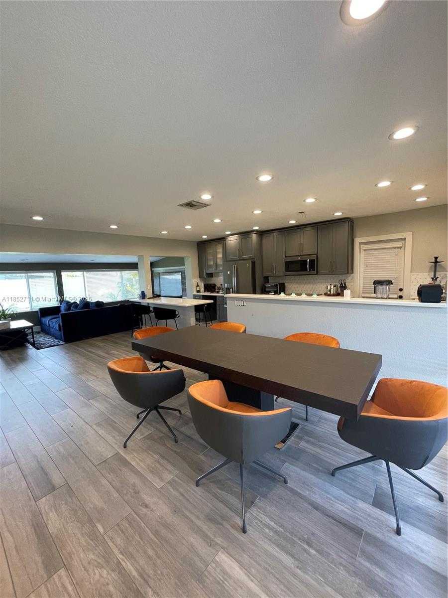 Small Image of 2365 SOUTH WEST 34TH WAY, Fort Lauderdale Number 26
