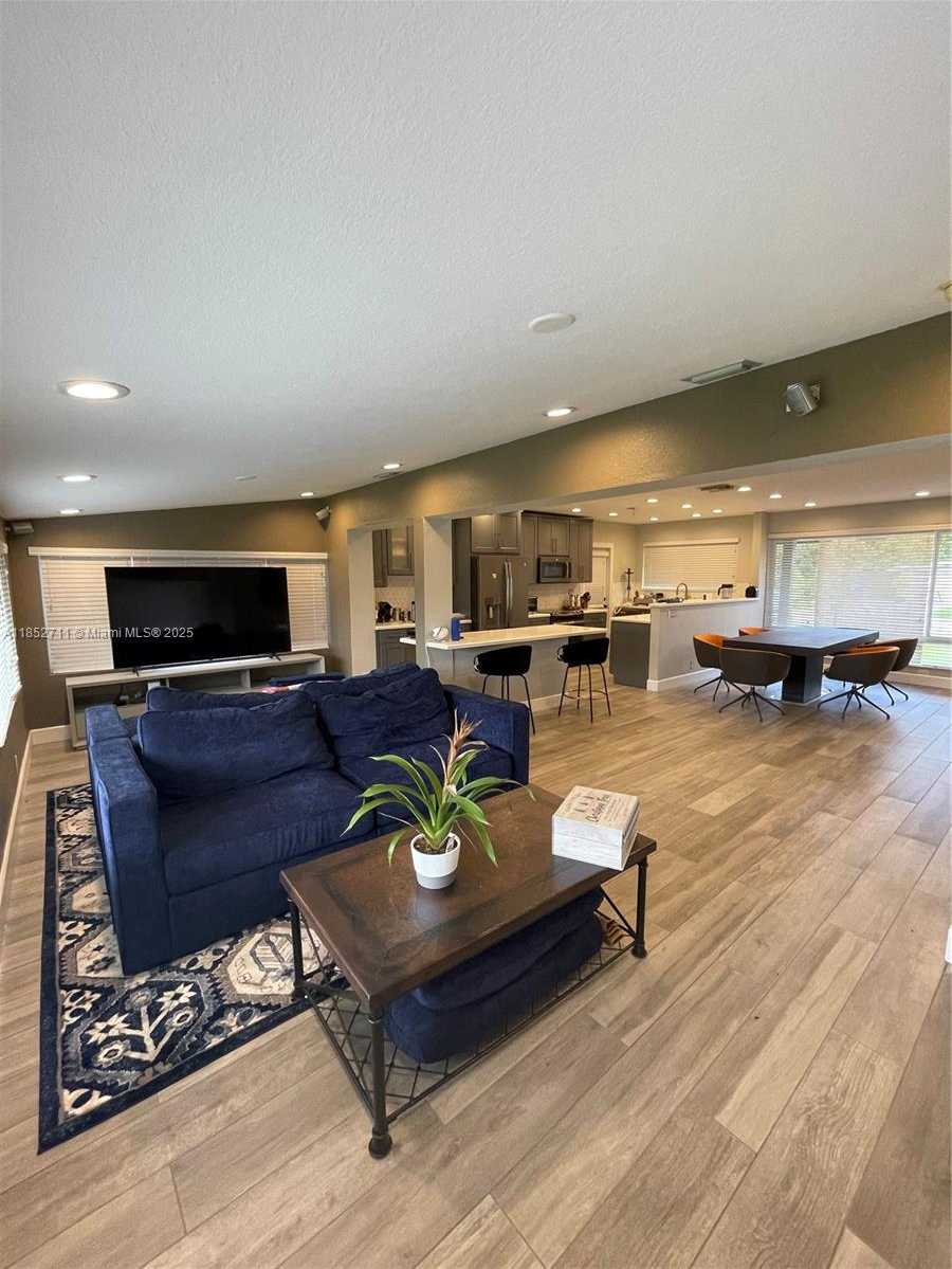 Small Image of 2365 SOUTH WEST 34TH WAY, Fort Lauderdale Number 29