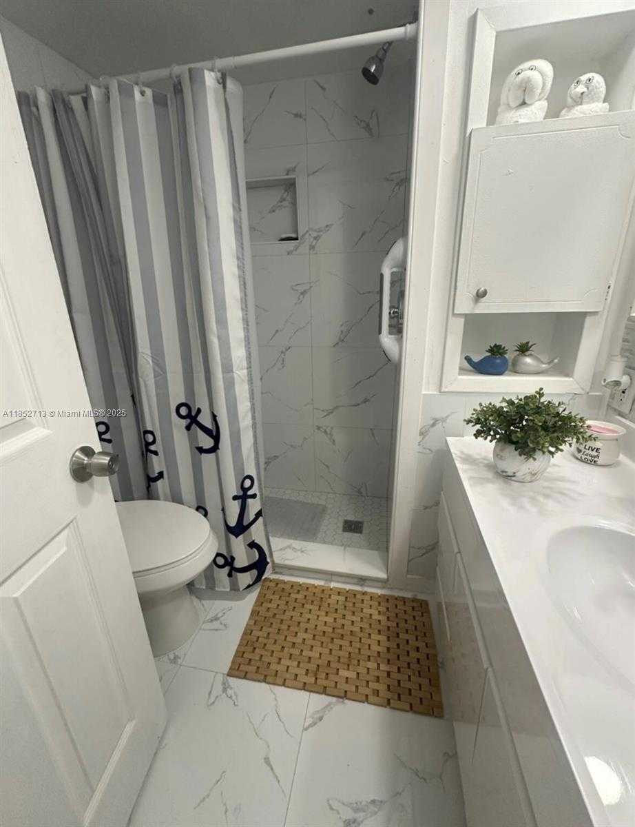 Small Image of 8 GRASSY RD, Key Largo Number 8