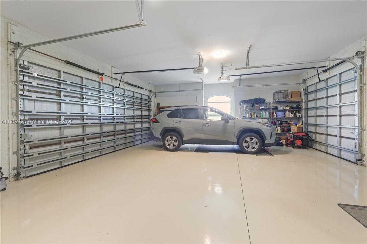 Small Image of 413 NORTH WEST 39TH AVE, Cape Coral Number 14