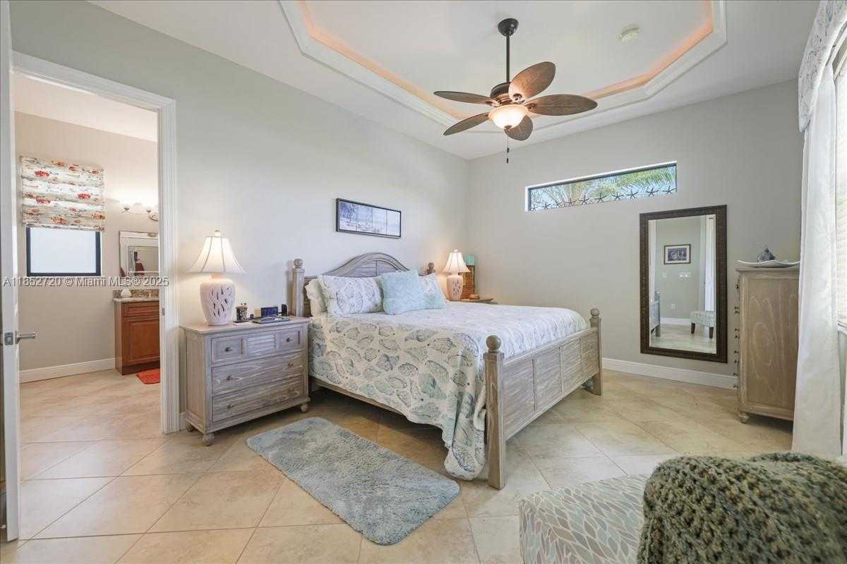 Small Image of 413 NORTH WEST 39TH AVE, Cape Coral Number 19