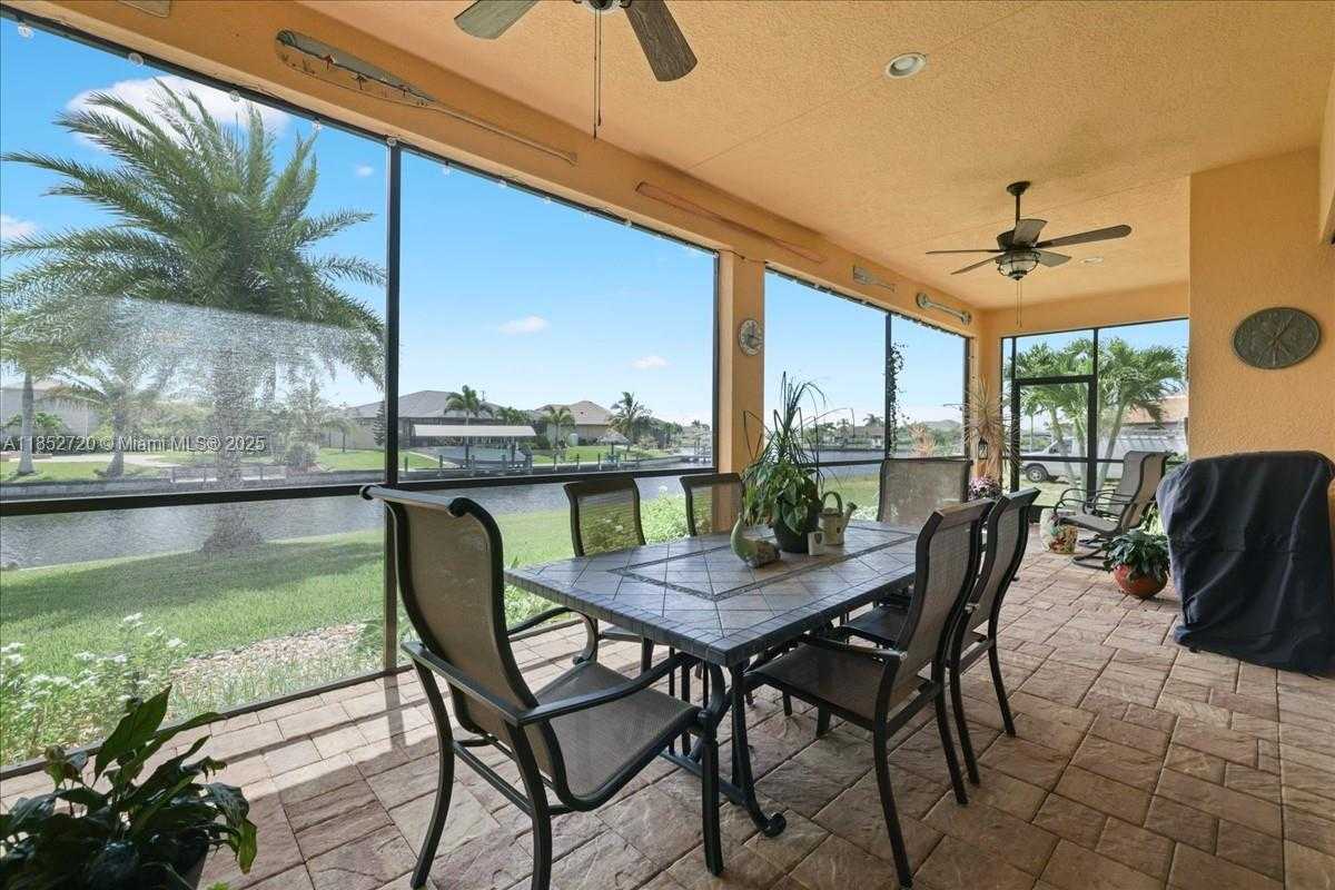 Small Image of 413 NORTH WEST 39TH AVE, Cape Coral Number 4