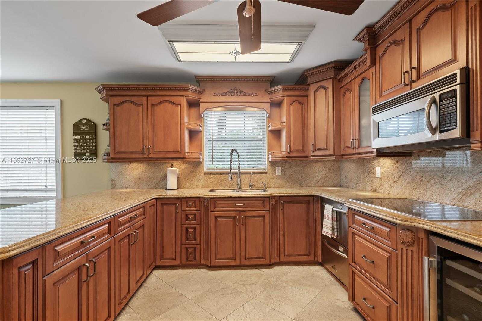 Small Image of 27800 SOUTH WEST 182ND AVE, Homestead Number 10