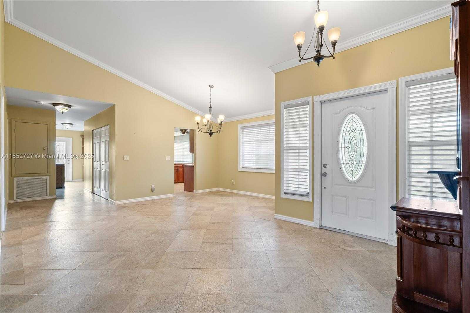 Small Image of 27800 SOUTH WEST 182ND AVE, Homestead Number 15