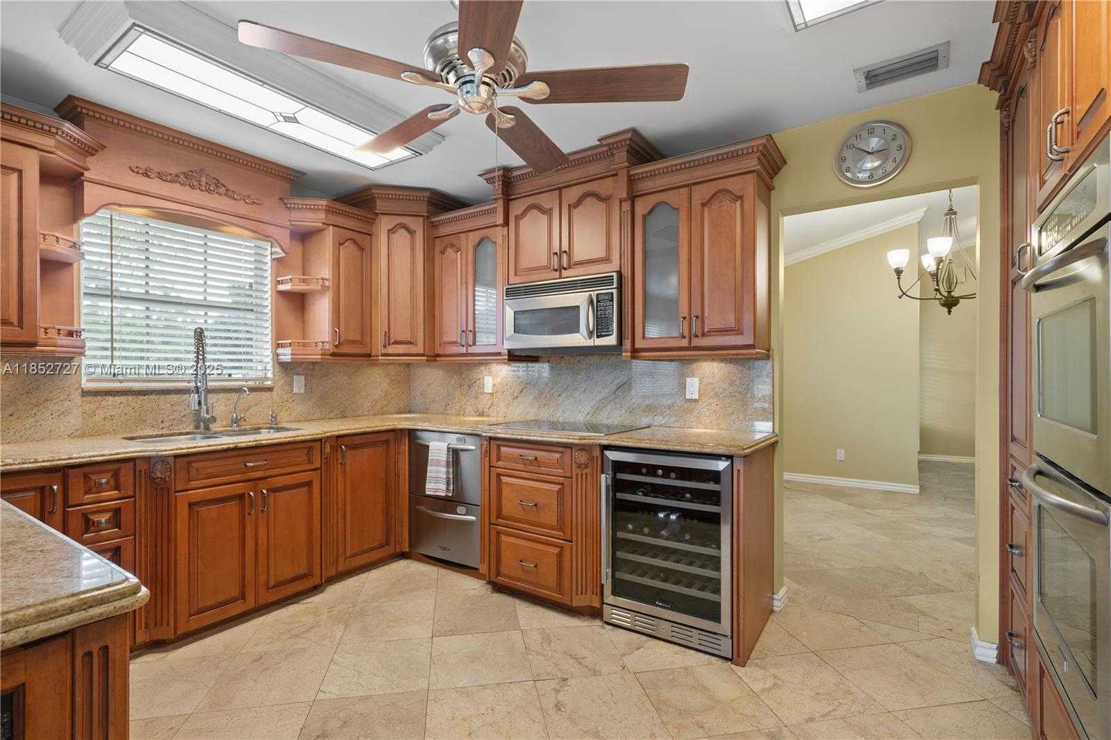 Small Image of 27800 SOUTH WEST 182ND AVE, Homestead Number 9