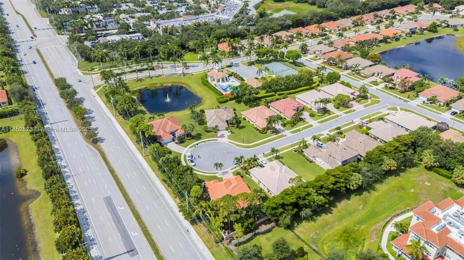 Small Image of 6529 JOG ESTATES LN, Boynton Beach Number 26