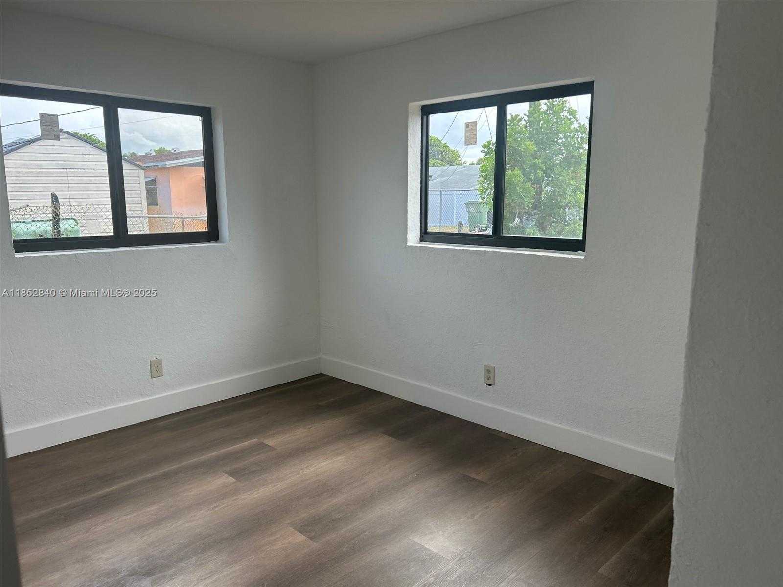 Small Image of 1621 NORTH WEST 27TH TER, Fort Lauderdale Number 6