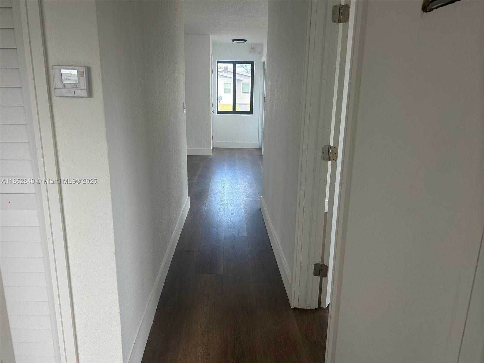 Small Image of 1621 NORTH WEST 27TH TER, Fort Lauderdale Number 7