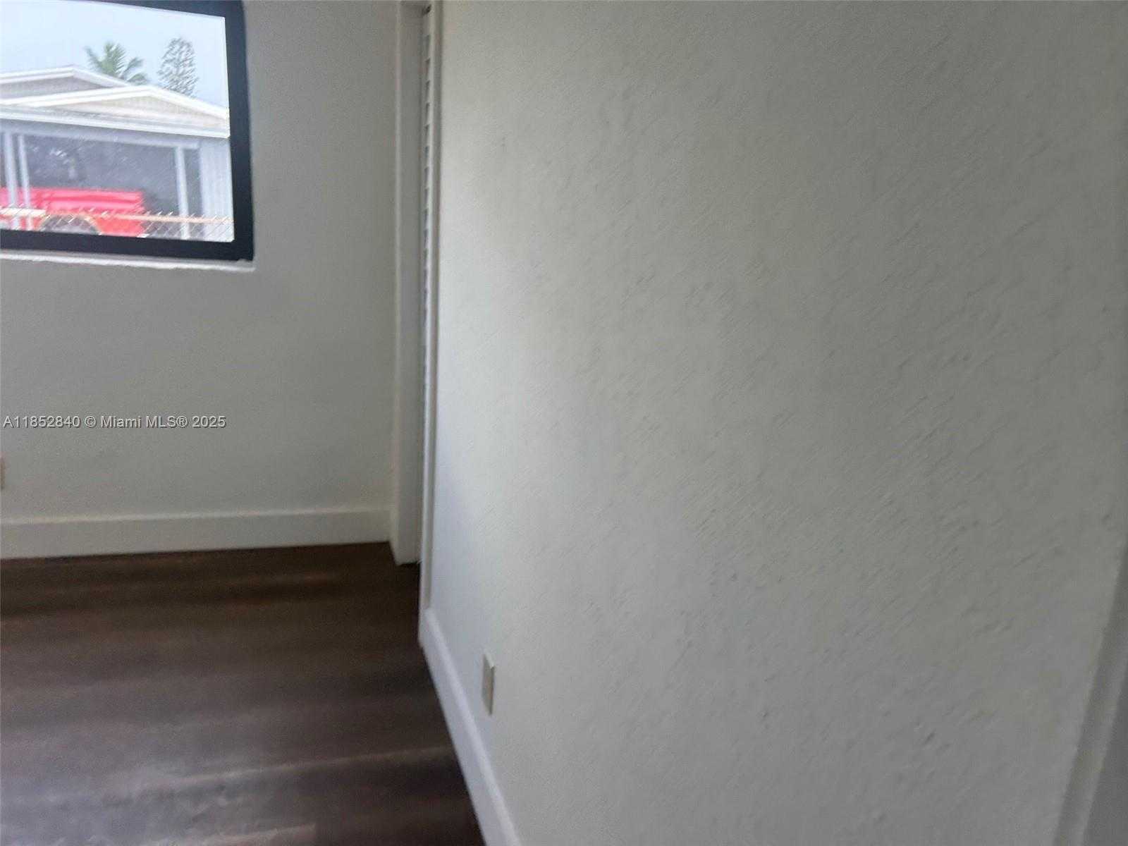 Small Image of 1621 NORTH WEST 27TH TER, Fort Lauderdale Number 8