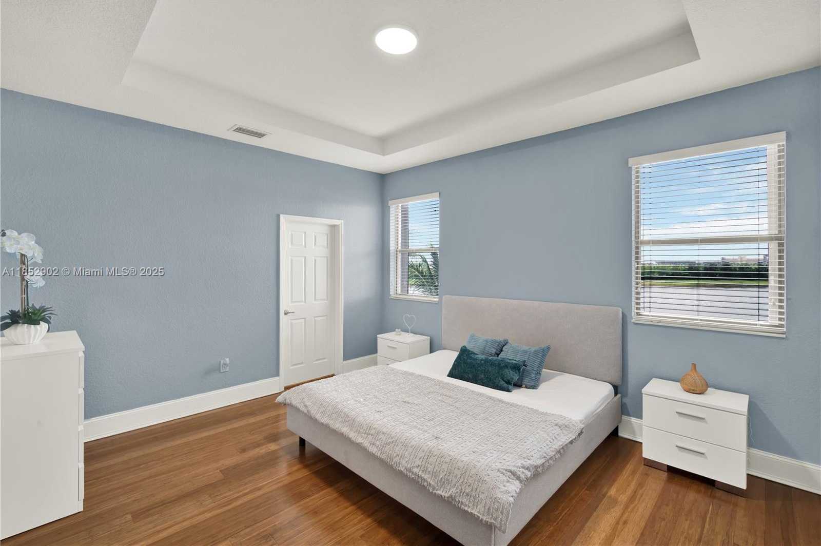 Small Image of 557 SOUTH EAST 37TH PLACE, Homestead Number 30
