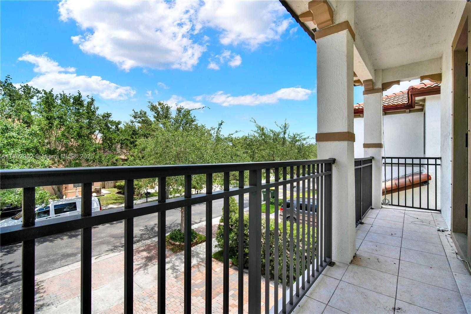 Small Image of 557 SOUTH EAST 37TH PLACE, Homestead Number 41