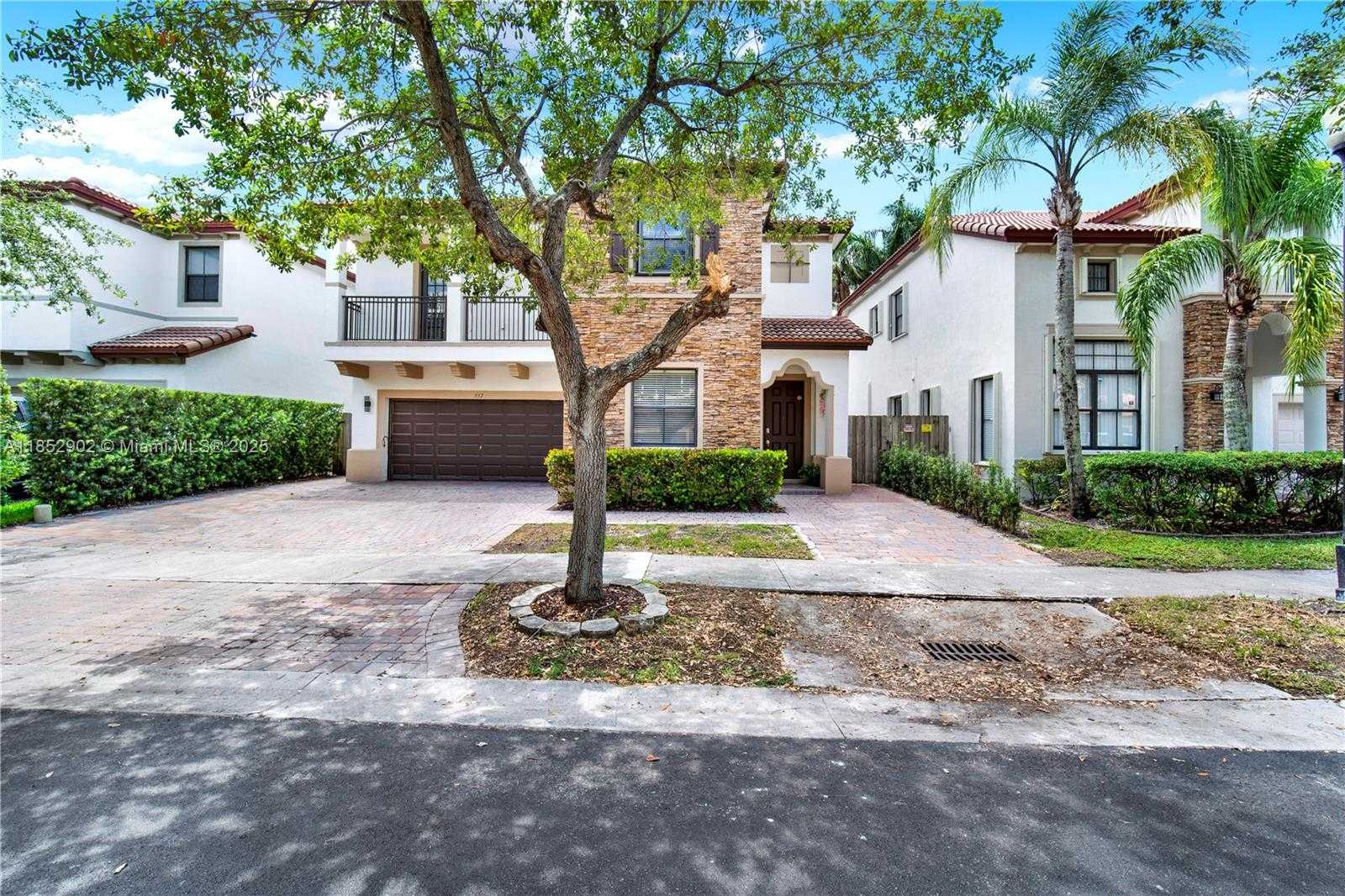 Small Image of 557 SOUTH EAST 37TH PLACE, Homestead Number 6
