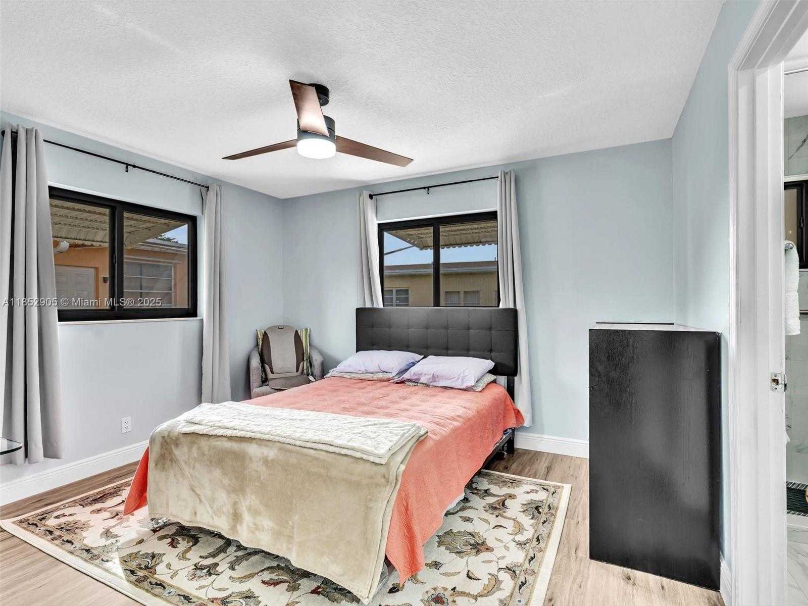 Small Image of 6708 NORTH WEST 58TH CT, Tamarac Number 12