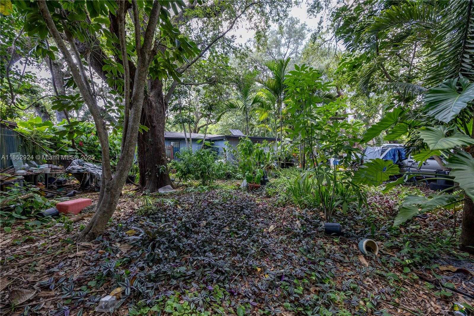 Small Image of 14350 NORTH EAST 8TH AVE, North Miami Number 12