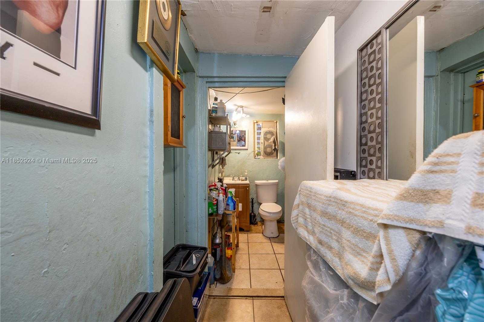 Small Image of 14350 NORTH EAST 8TH AVE, North Miami Number 21