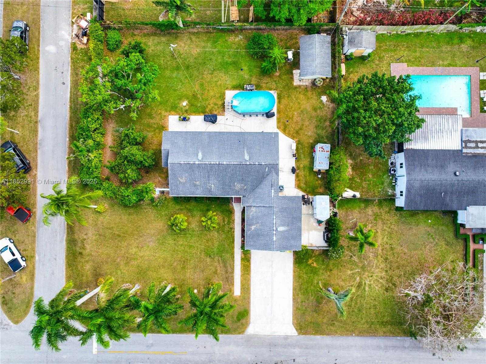 Small Image of 94 NORTH EAST 17TH ST, Homestead Number 37