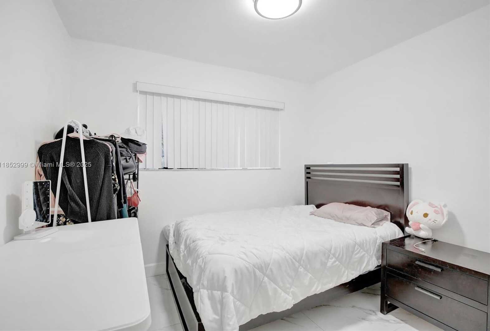 Small Image of 311 SOUTH WEST 68TH TER, Pembroke Pines Number 18