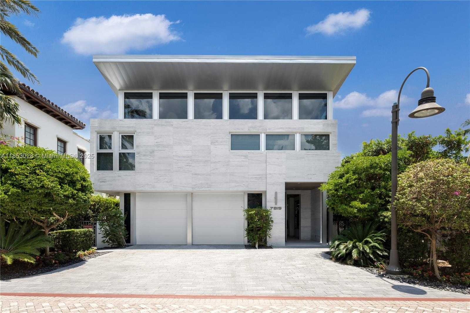 Small Image of 7815 ATLANTIC WAY, Miami Beach Number 33