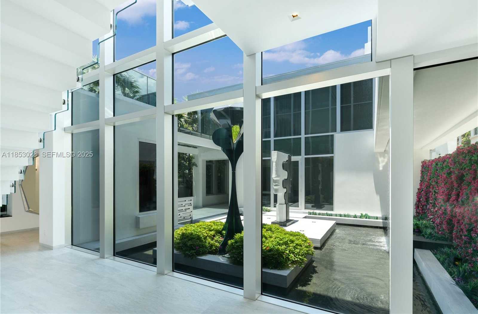 Small Image of 7815 ATLANTIC WAY, Miami Beach Number 36