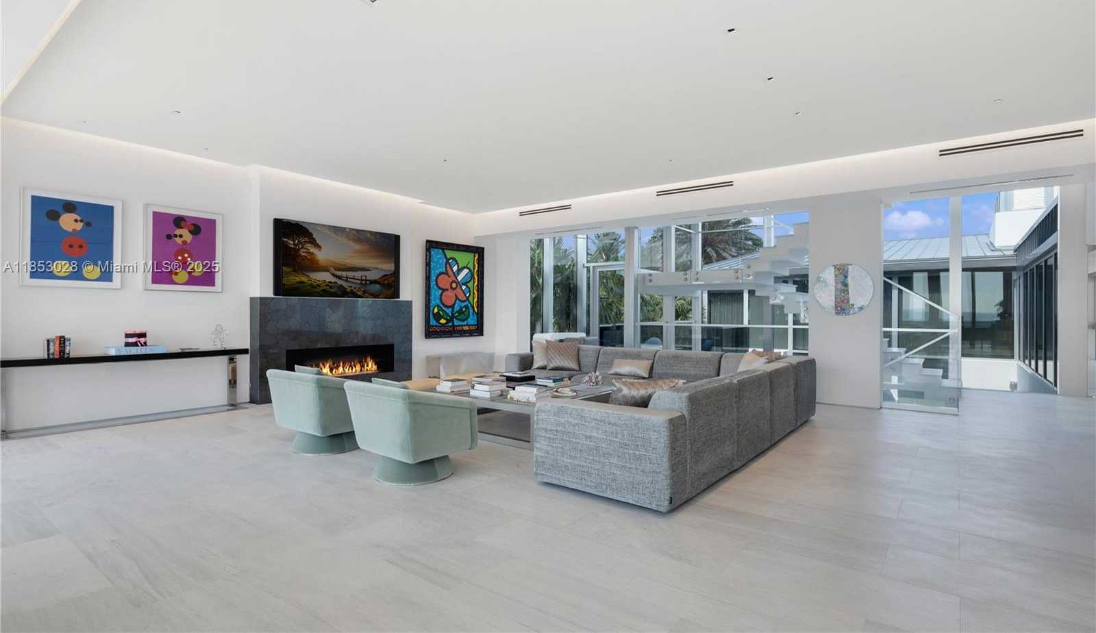 Small Image of 7815 ATLANTIC WAY, Miami Beach Number 8