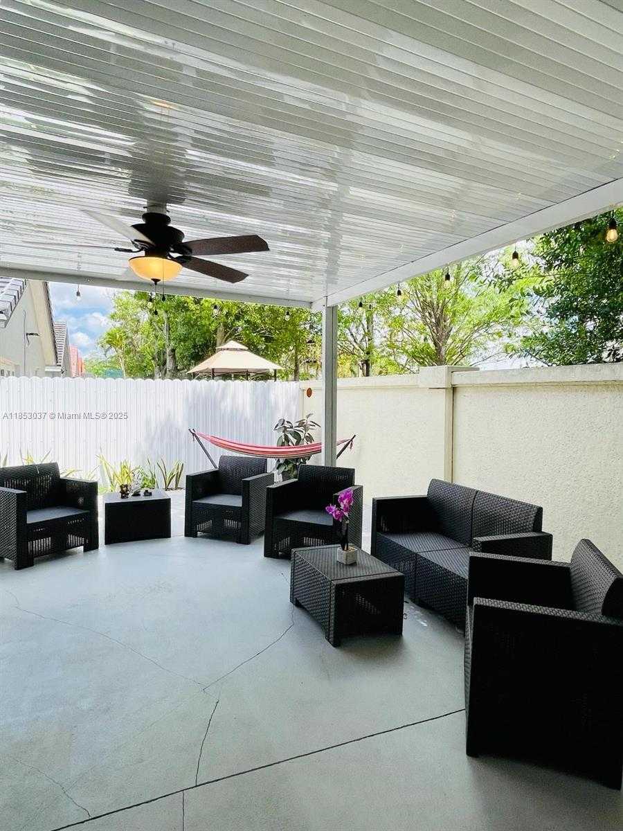 Small Image of 18336 NORTH WEST 6TH ST, Pembroke Pines Number 40